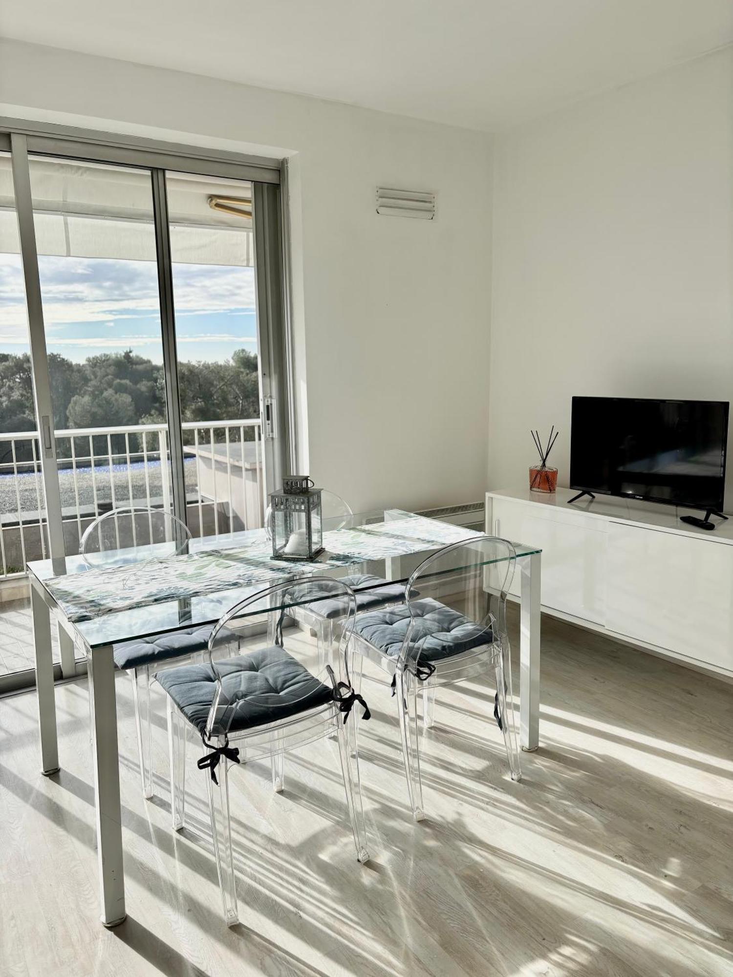 French Riviera Apartment With Swimming Pool And Free Parking Near Monaco Roquebrune-Cap-Martin Exterior photo
